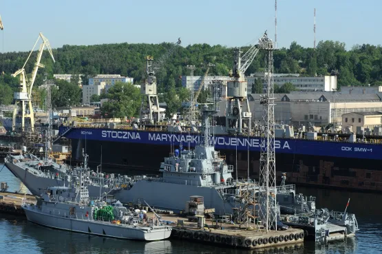 Ministerstwo Obrony Narodowej ogłosi w 2011 roku przetarg na nowe okręty podwodne. To szansa dla Stoczni Marynarki Wojennej z Gdyni, która w przetargu wystąpi wspólnie z francuskim koncernem DCNS.